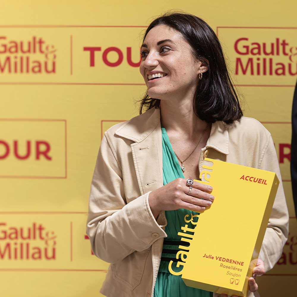 Titre Gault et Millau 2025 pour l'accueil © Hugo Clair Gault et Millau Roselières restaurant gastronomique à Saujon