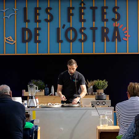 © photo SYMAPS | Florian Chef des Roselières aux Fêtes de l'Ostra 2024