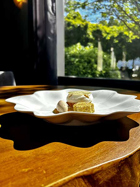 Déjeuner dans les vergers avec les Roselières restaurant gastronomique proche de Royan